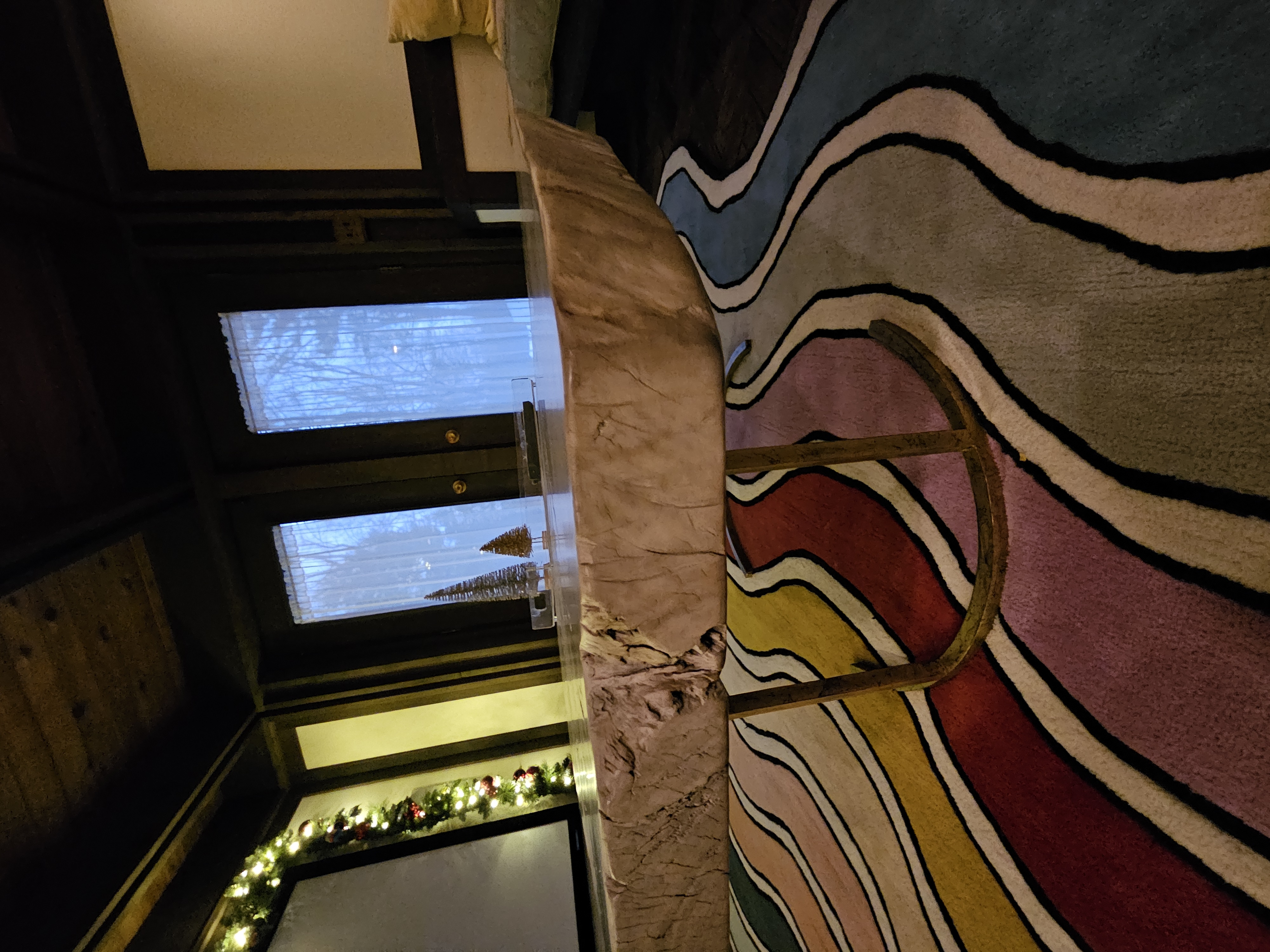 Live Edge Dining Table - Edge Detail