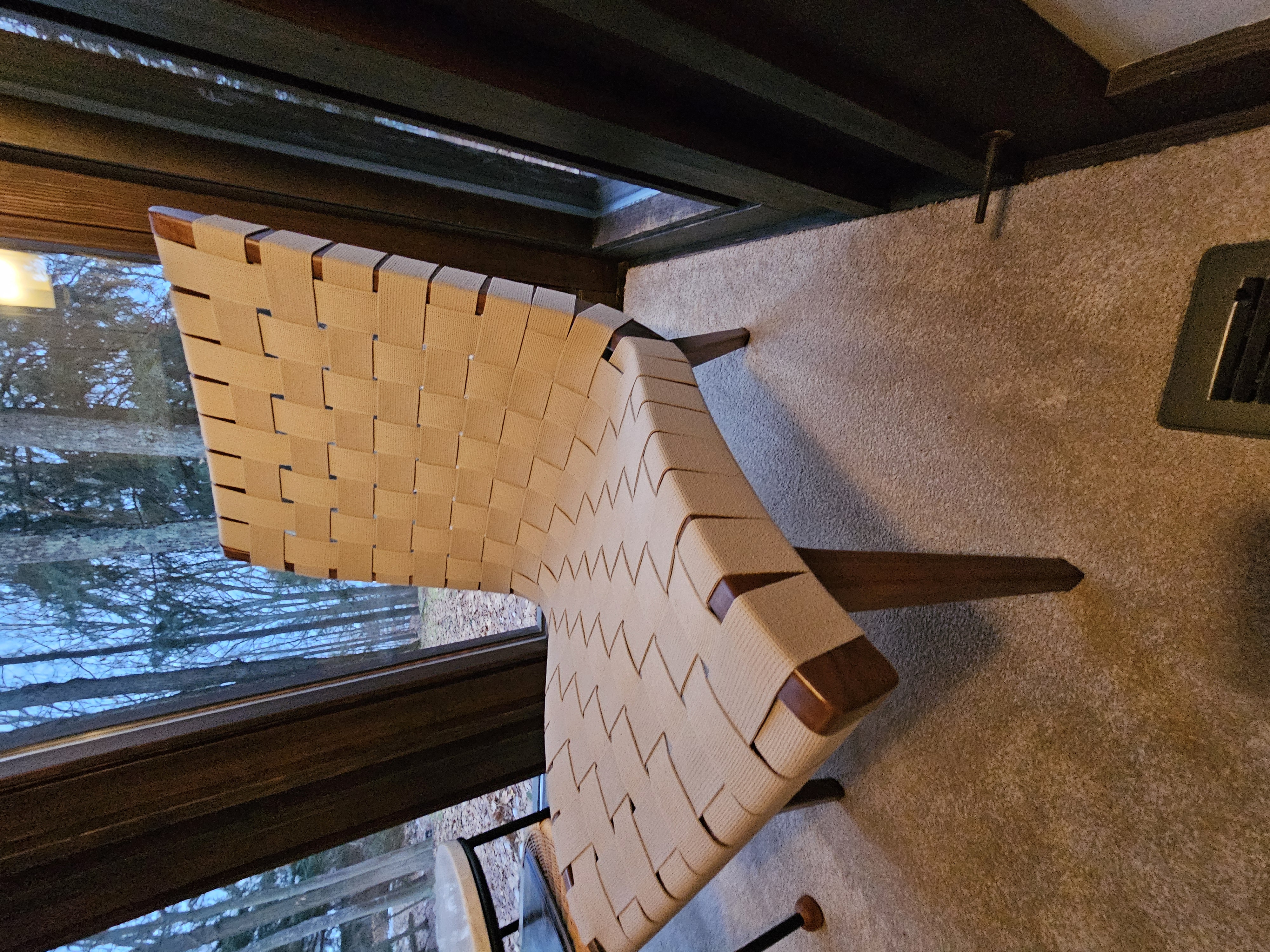 Risom Lounge Chair - Detail