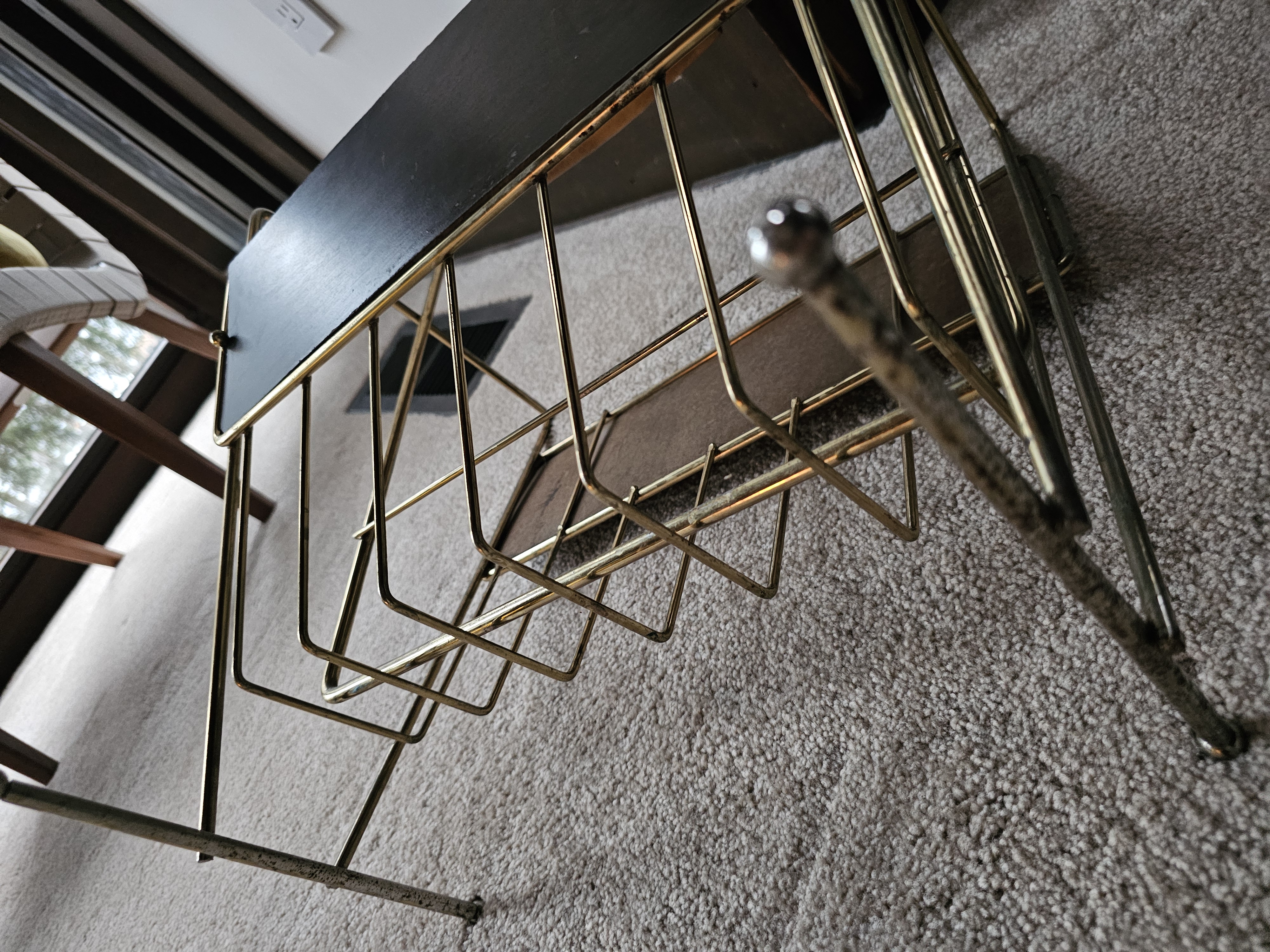 Vintage Magazine Rack - Detail